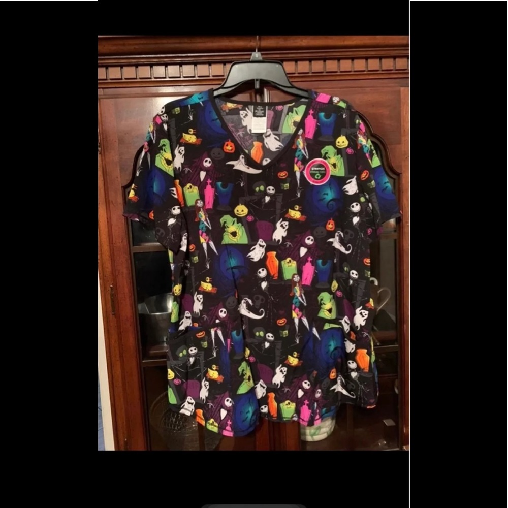 Disney NIghtmare Before Christmas scrub top Size XXL or 2X